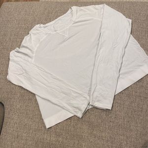 Lululemon cropped long sleeve